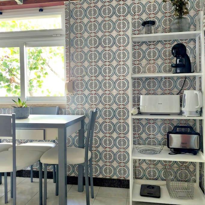 Oliva 50 - 4br, Office And Balcony Apartment Lisbon